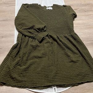 Wray - Green Smocked Dress (5x)